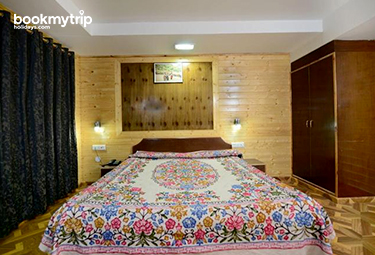 Bookmytripholidays | Fluorescence Hotel,Gulmarg  | Best Accommodation packages