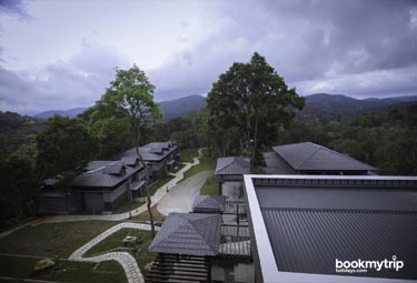 Bookmytripholidays | The Mountain Courtyard,Thekkady  | Best Accommodation packages